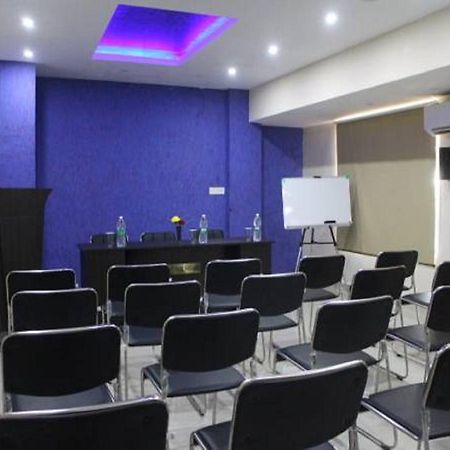 Sm Regency Kochi Exterior photo