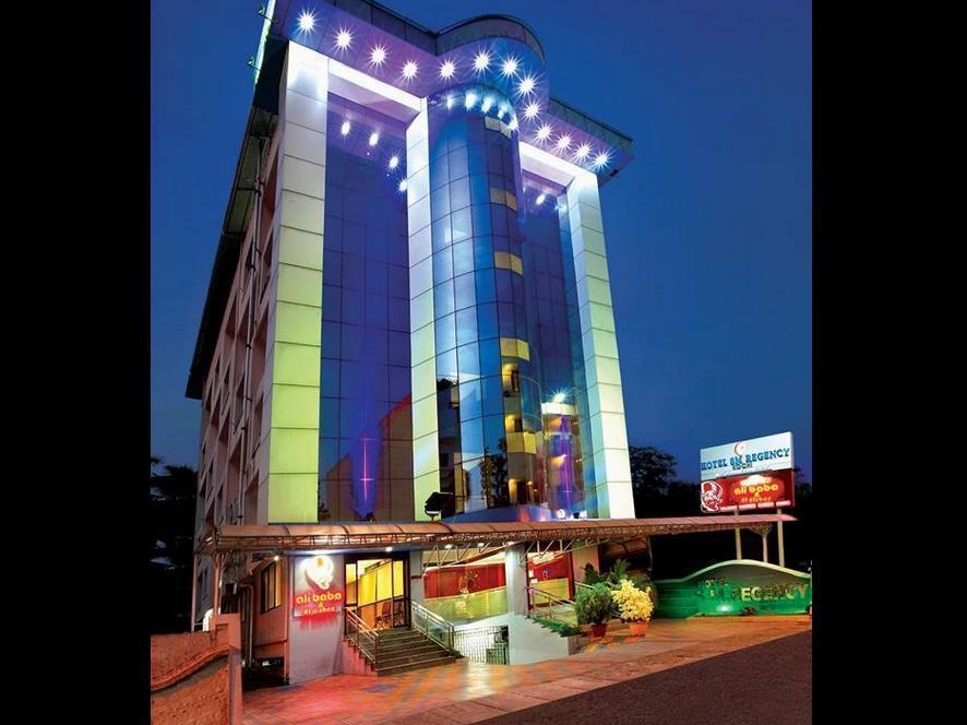 Sm Regency Kochi Exterior photo